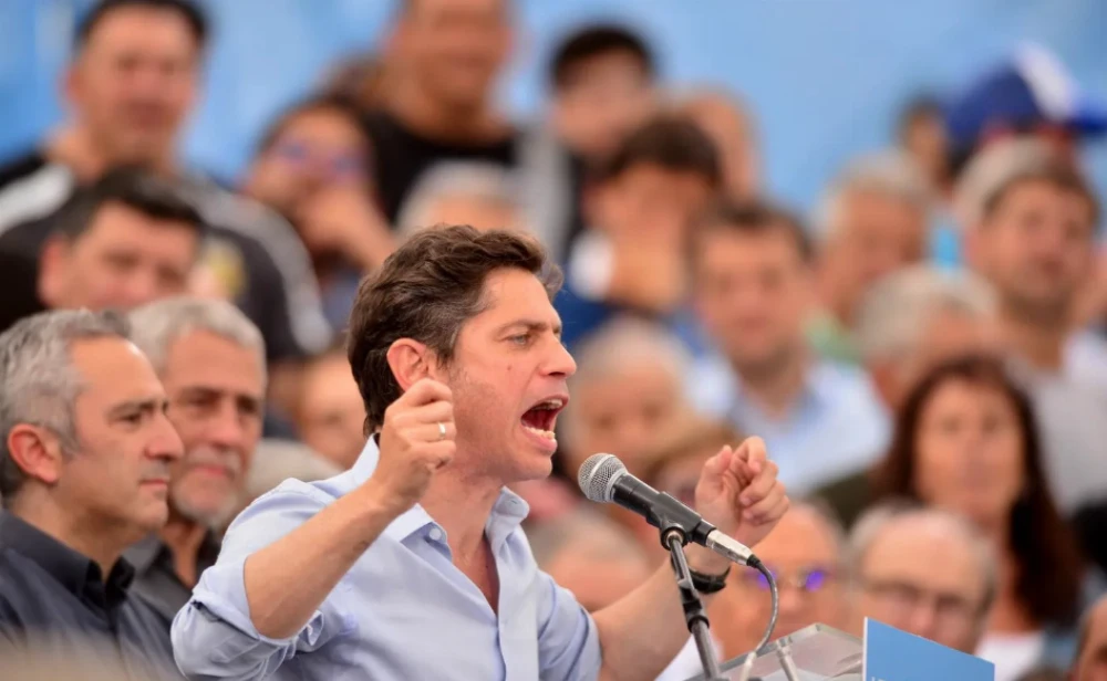  Kicillof reúne intendentes y candidatos de cara a octubre