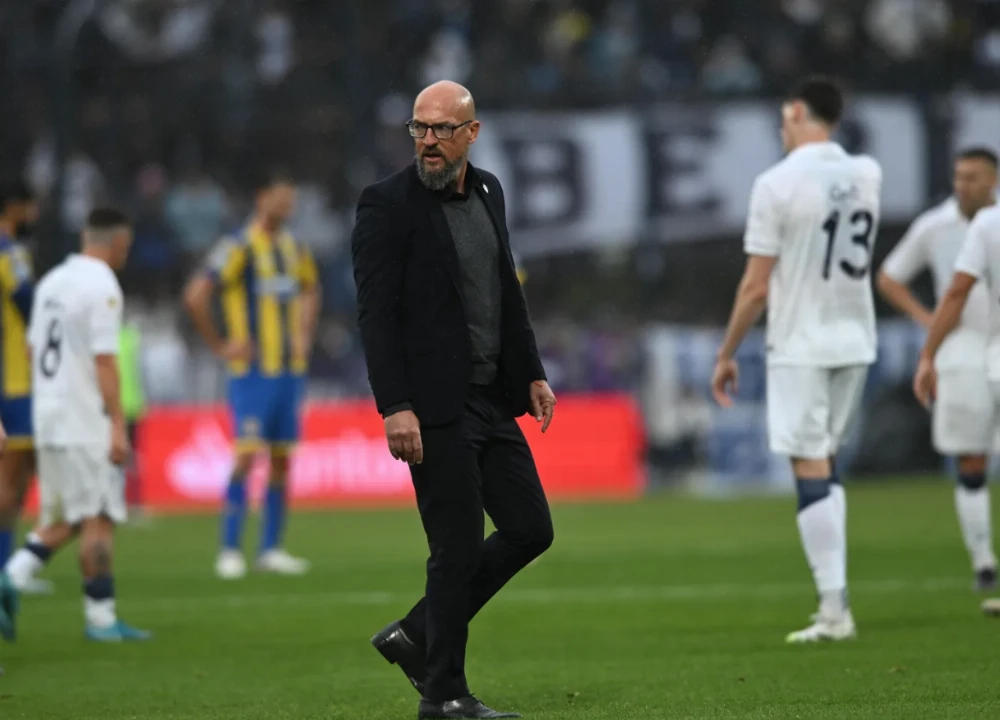 Alejandro Orfila dejó de ser el DT de Gimnasia