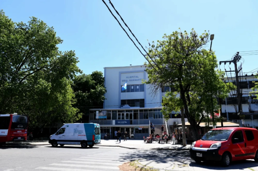 Un motociclista murió en La Plata tras permanecer dos días internado luego de sufrir un grave accidente