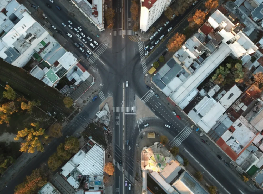 Avanza en el Concejo Deliberante un proyecto para cambiarle el nombre a una céntrica calle de La Plata