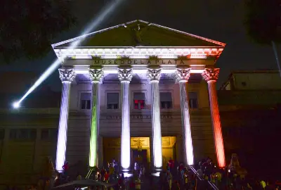 Llega "Museos a la luz de la luna": la guía completa con los 10 circuitos en La Plata y la región