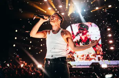 Wos adelanta la Navidad y vuelve a La Plata para presentarse en Noches Capitales