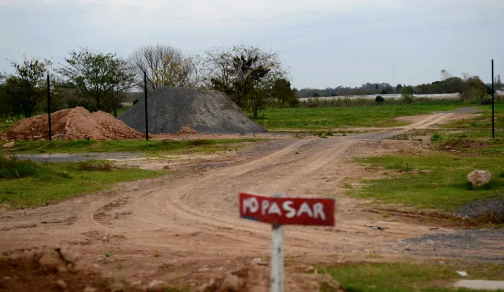 Qué se investiga en la causa por la que Francisco Vila Basualdo está prófugo