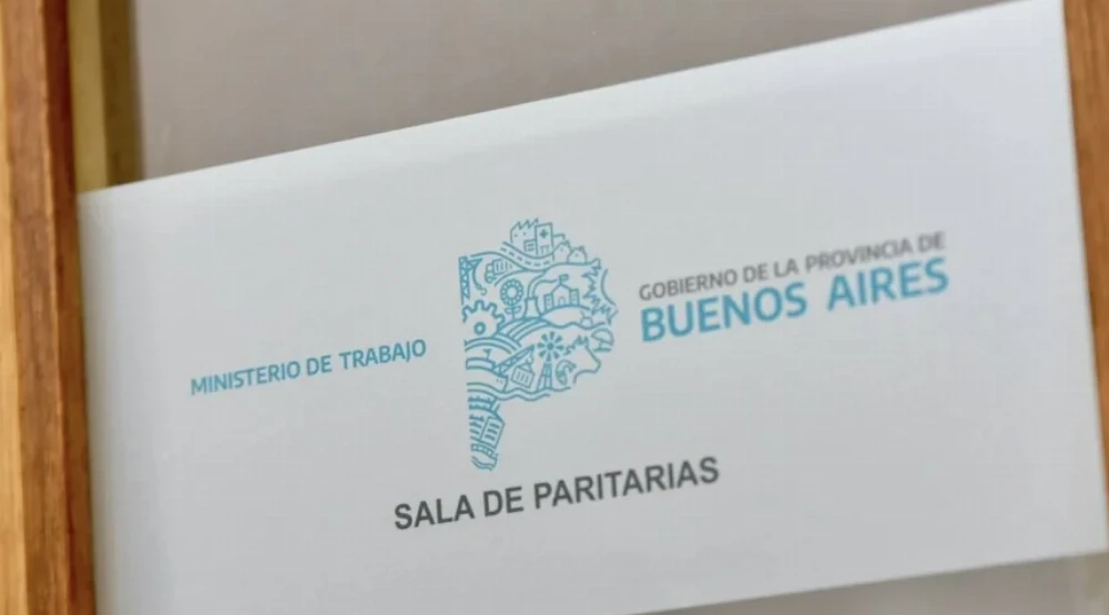 Kicillof ofreció un aumento salarial del 6% a los estatales bonaerenses